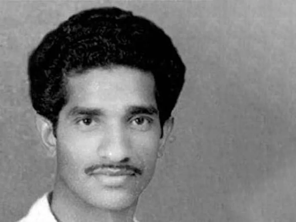 രണ്ടു പേരെ വെടിവെച്ചു കൊന്ന ആറ് ജന്മി കുടുംബങ്ങൾ റെയ്ഡു ചെയ്ത കേസാണ് തിരുനെല്ലി- തൃശ്ശിലേരി കേസ്. ആ ആക്ഷനിൽ പ​ങ്കെടുത്ത വർഗീസിനെ പൊലീസ് വെടിവെച്ചു കൊന്നു.