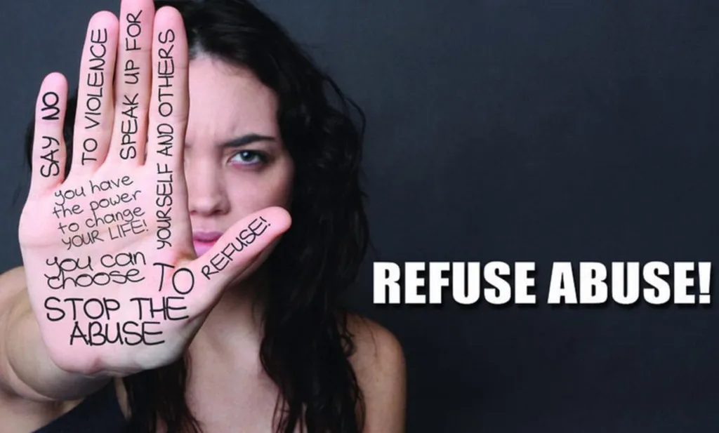 തങ്ങൾക്കുണ്ടായ അനുഭവങ്ങളെ അല്പം പോലും കൂട്ടാതെ, കുറയ്ക്കാതെ, ആരെക്കുറിച്ചാണോ പരാതിപറയുന്നത്, അവരുടെ എതിരാളികൾക്ക് ഗുണകരമാക്കാൻ വേണ്ടി എരിവും പുളിയും ചേർക്കാതെ, അവതരിപ്പിക്കാൻ പരാതിക്കാരികൾക്കു കഴിഞ്ഞാൽ അവർക്ക് യാതൊന്നിനെയും പേടിക്കേണ്ടിവരില്ല.