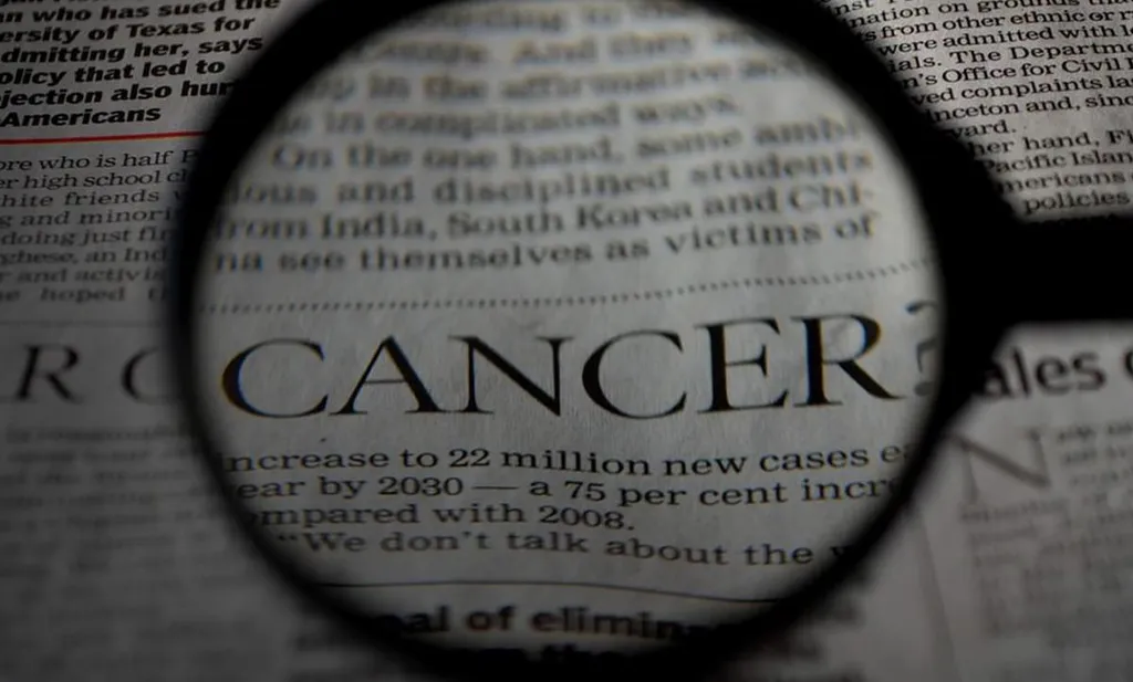 ഇന്ത്യയിലെ ഏറ്റവും ഉയർന്ന കാൻസർ നിരക്കുള്ള സംസ്ഥാനങ്ങളിൽ ഒന്നാണ് കേരളം. സംസ്ഥാനത്ത് ഓരോ വർഷവും ഏകദേശം 80,000– 90,000 പുതിയ കേസുകൾ റിപ്പോർട്ട് ചെയ്യപ്പെടുന്നു. 