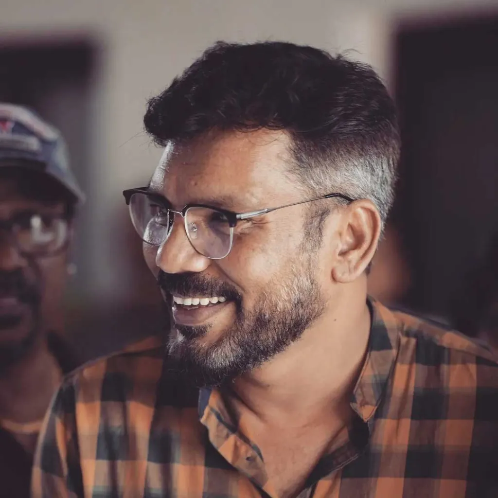 സുലൈഖ മൻസിൽ സംവിധായകന്‍ അഷ്‌റഫ് ഹംസ 