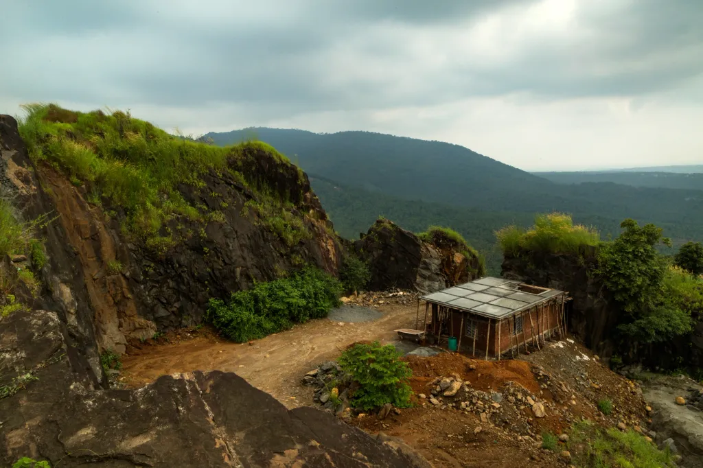 അരിമ്പ്ര മലയിലെ കോറി ഖനനം / Photo: Biju Ibrahim