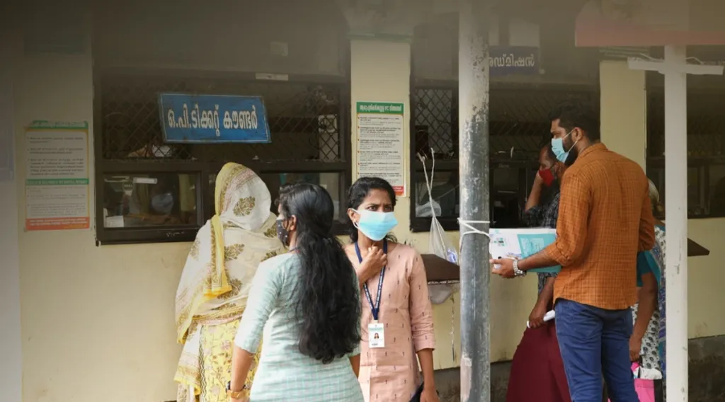 ആശുപത്രികളെ ആൾക്കൂട്ടത്തിന്റെ അരങ്ങ് എന്നതിൽ നിന്ന് രോഗങ്ങളുടെയും ചികിത്സയുടേയും നിരീക്ഷണങ്ങളുടെയും ഗവേഷണങ്ങളുടെയും വേദിയായി മാറ്റേണ്ട സമയമായി. 