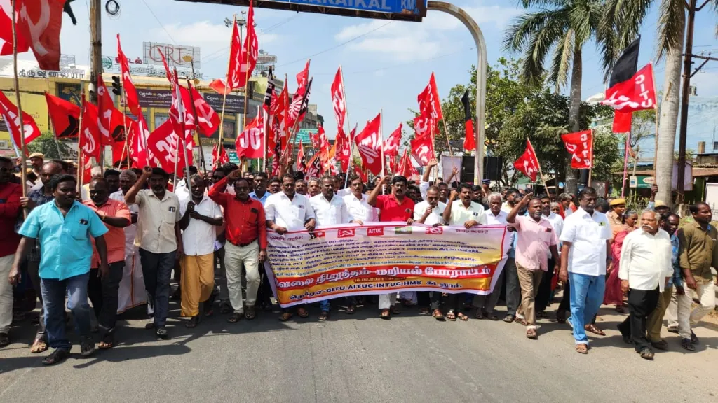 കേവലം ക്ഷേമപ്രവര്‍ത്തനത്തിന്റെയോ ചാരിറ്റിയുടെയോ രൂപത്തിലല്ലാതെ വര്‍ഗ പ്രസ്ഥാനങ്ങളും സംഘടനകളും കെട്ടിപ്പടുക്കേണ്ടതുണ്ട്