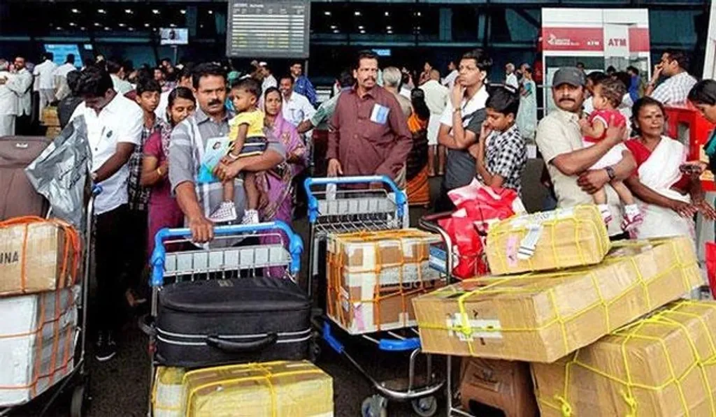 ചാക്രികമായ ജീവിതത്തിൽ ആനന്ദം എന്നത് ഒഴിവുകാലത്തെ നാട്ടുജീവിതം മാത്രമാണ്. അതിനിടയിൽ വരുന്ന എല്ലാ മഹാദുരന്തങ്ങളും അവന്റേതു മാത്രമാകുന്നു. ദിവസങ്ങളോളം ആശുപത്രിയിൽ കിടന്നാലും ആ വിവരം  നാട്ടിൽ അറിയിക്കാതെ കഴിയുന്ന എത്രയോ പ്രവാസികൾ ഉണ്ട്. എന്തിന് വീട്ടുകാരെ അറിയിച്ച് അവരെ കൂടി വിഷമിപ്പിക്കണം എന്നു കരുതുന്നവർ.  