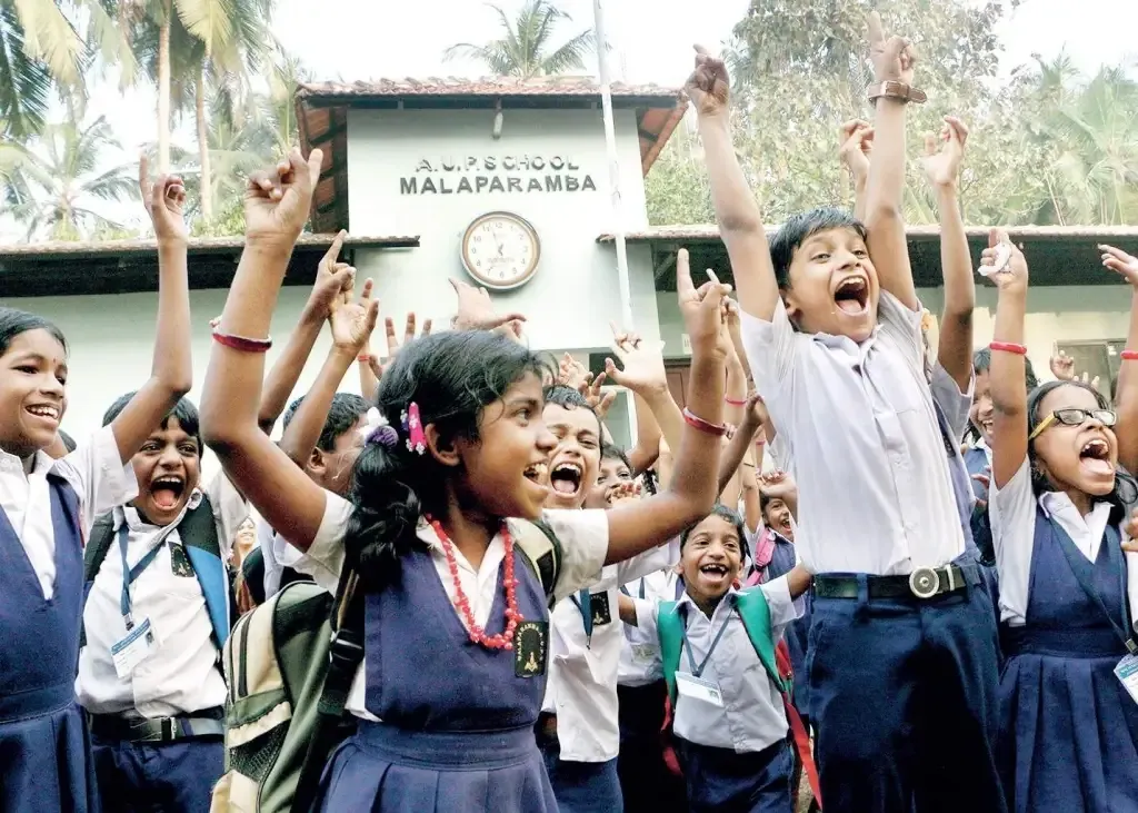 പൊതുവിദ്യാഭ്യാസവുമായി ബന്ധപ്പെട്ട എന്തിനെക്കുറിച്ചും അഭിപ്രായം പറയാൻ അവസരം നൽകുന്ന തരത്തിലാണ് ഖാദർ കമ്മിറ്റിയുടെ ടേംസ് ഒഫ് റഫറൻസ് ചിട്ടപ്പെടുത്തിയത്. 