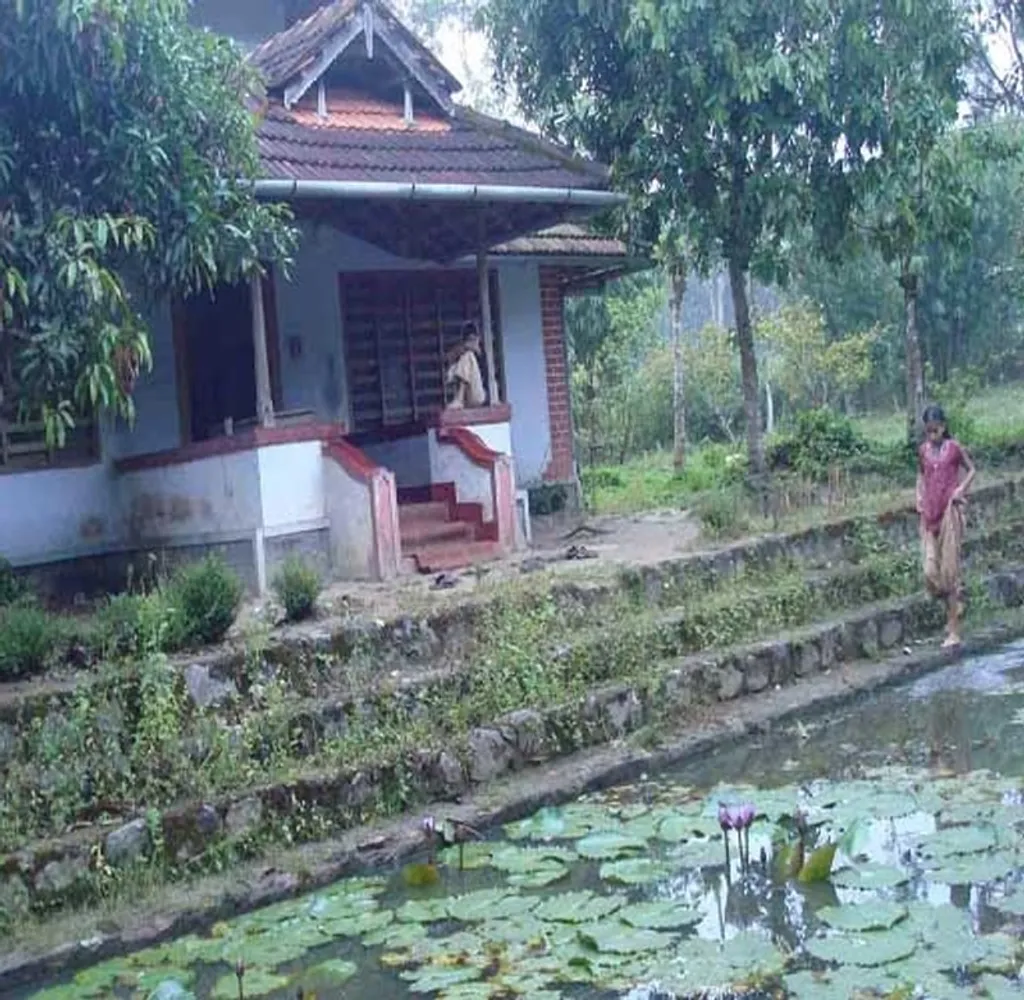 ആദിവാസികളുടെ അറിവും പാരമ്പര്യവും സംയോജിപ്പിച്ച് കൊണ്ട് കൂടിയായിരുന്നു ‘കനവി’ൻെറ പോക്ക്. 