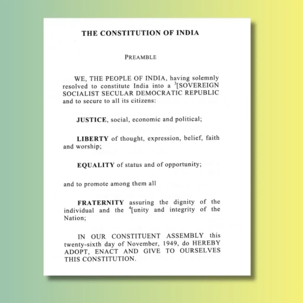ജവഹർലാൽ നെഹ്‌റു എഴുതി അവതരിപ്പിക്കുകയും ഭരണഘടനാ അസംബ്ലി ചർച്ചയിലൂടെ അംഗീകരിച്ചതുമായ ലക്ഷ്യ പ്രമേയത്തെ അടിസ്ഥാനമാക്കിയാണ് ഭരണഘടനയുടെ ആമുഖം രൂപപ്പെടുത്തിയത്. 
