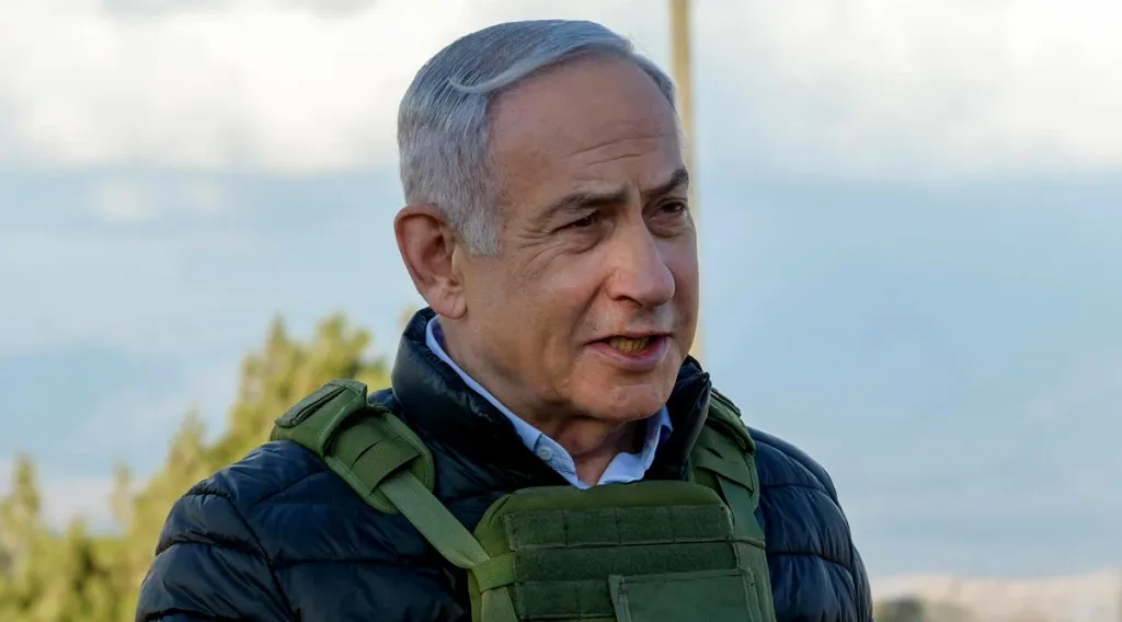  യൂറോപ്പിന്റെ പ്രതിരോധത്തിന് അതിനിർണായകമായ ആയുധങ്ങൾ വിതരണം ചെയ്യുന്നതിലൂടെ നെതന്യാഹു ഭരണം നയതന്ത്ര ഇൻഷുറൻസ് നേടുന്നുവെന്നാണ് ദി ഇക്കണോമിസ്റ്റ് മാഗസിൻ നിരീക്ഷിച്ചത്‌. 