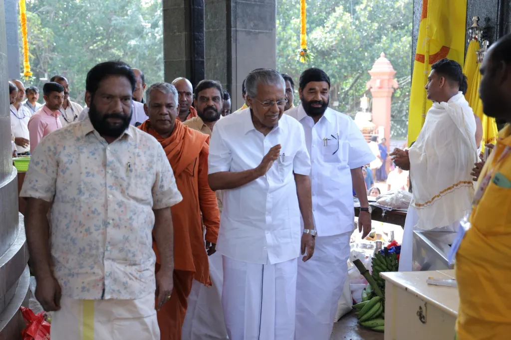 ശിവഗിരി തീർത്ഥാടനത്തിനെത്തിയ മുഖ്യമന്ത്രി പിണറായി വിജയന്