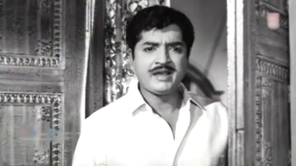 നിഴലാട്ടം എന്ന സിനിമയിൽ നസീർ 