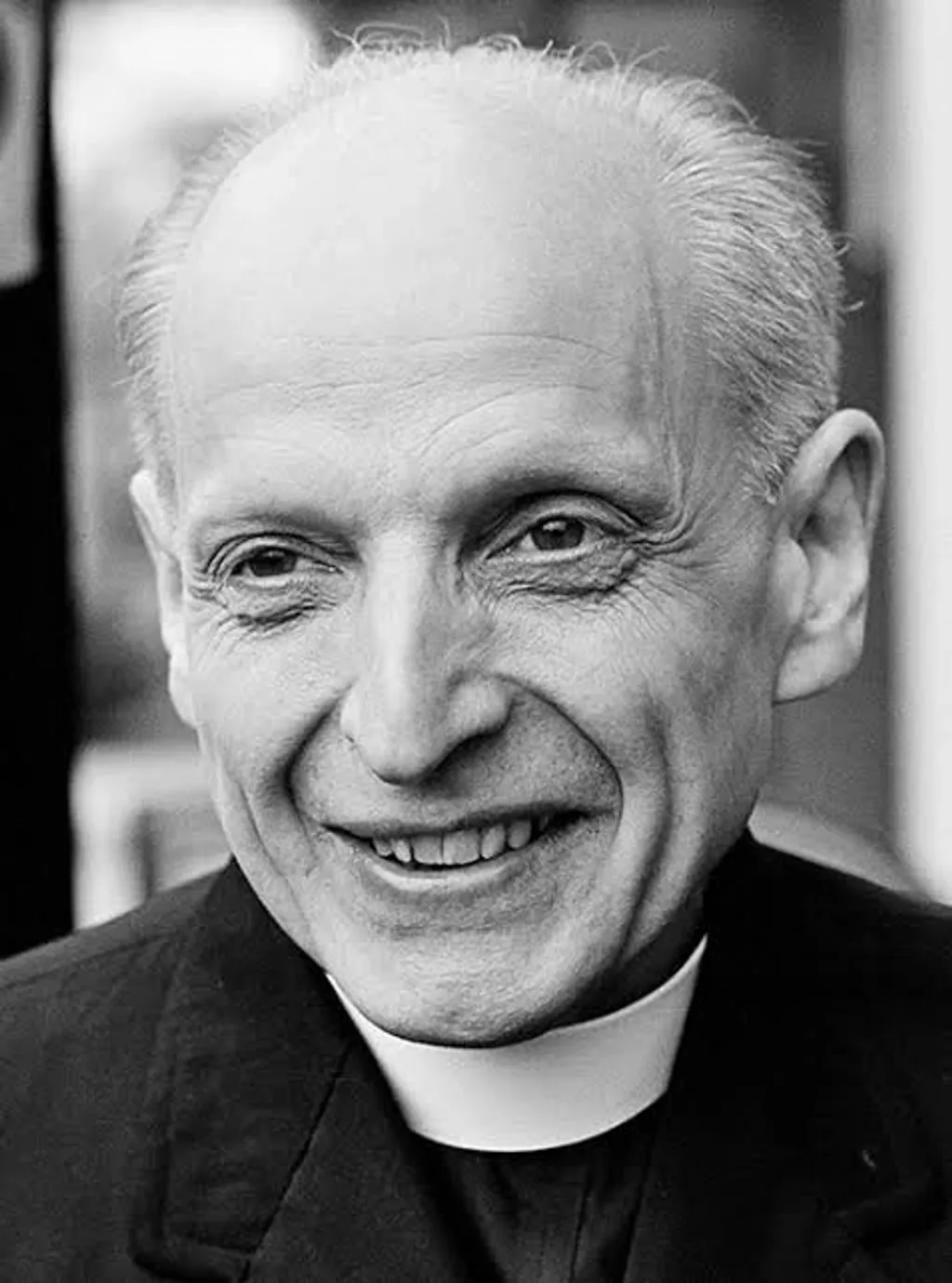 ഈശോ സഭാ വൈദികസമൂഹത്തെ വിമോചന ദൈവശാസ്ത്രചിന്തയിലേക്ക് പറിച്ചുനട്ട ജസ്യൂട്ട് ജനറാൾ അരൂപേ.