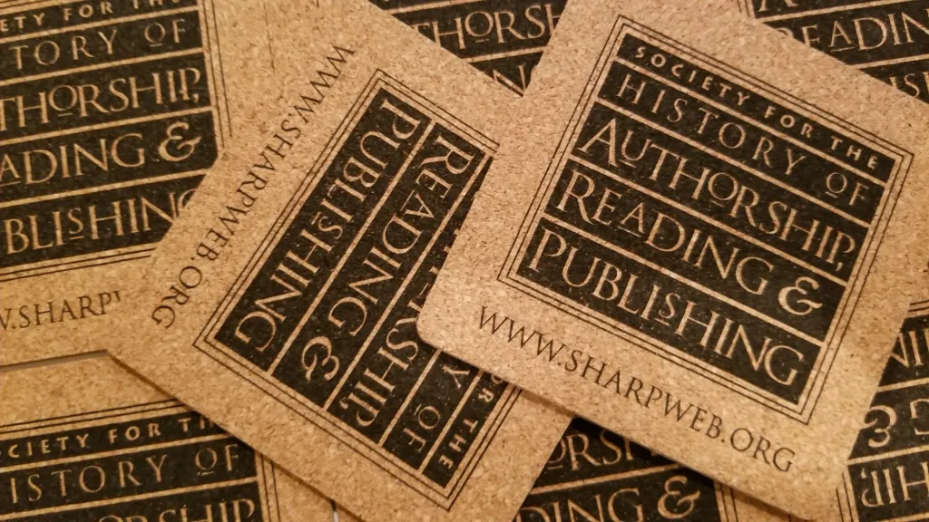 യൂറോ-അമേരിക്കൻ രാജ്യങ്ങളുടെ നേതൃത്വത്തിൽ തുടങ്ങിയ ‘സെസൈറ്റി ഫോർ ദി ഹിസ്റ്ററി ഓഫ് ഓഥർഷിപ്പ്, റീഡിംഗ് ആന്റ് പബ്ലിഷിംഗ് ’ (Society for the History of Authorship, Reading and Publishing- SHARP) എന്ന സംഘടനയുടെ പ്രവർത്തനങ്ങളും പുസ്തകചരിത്രമെന്ന വിജ്ഞാനശാഖയ്ക്ക് മുതൽക്കൂട്ടാണ്.