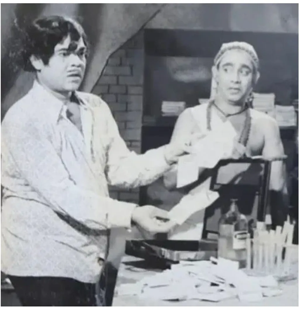 1980-കൾക്കുമുൻപ് ബഹദൂർ എന്തു വേഷങ്ങളാണ് മലയാള സിനിമയിൽ അവതരിപ്പിച്ചത്?. മിക്കവാറും അടൂർ ഭാസിയുമൊത്തുള്ള ഹാസ്യ കഥാപാത്ര ജോടി വേഷങ്ങൾ. (‘രഹസ്യരാത്രി’ എന്ന സിനിമയിൽ അടൂർ ഭാസിയും ബഹദൂറും).