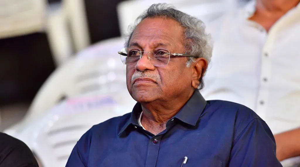 കേരള സിനിമയിൽ ഇന്ന് ലോകമറിയുകയും ആദരിക്കുകയും ഉറ്റുനോക്കുകയും ചെയ്യുന്ന കലാകാരനാണ് ഷാജി എൻ. കരുൺ.