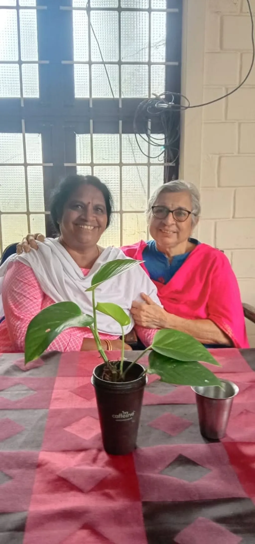 സി.ആര്‍. സുലോചനയും അജിതയും