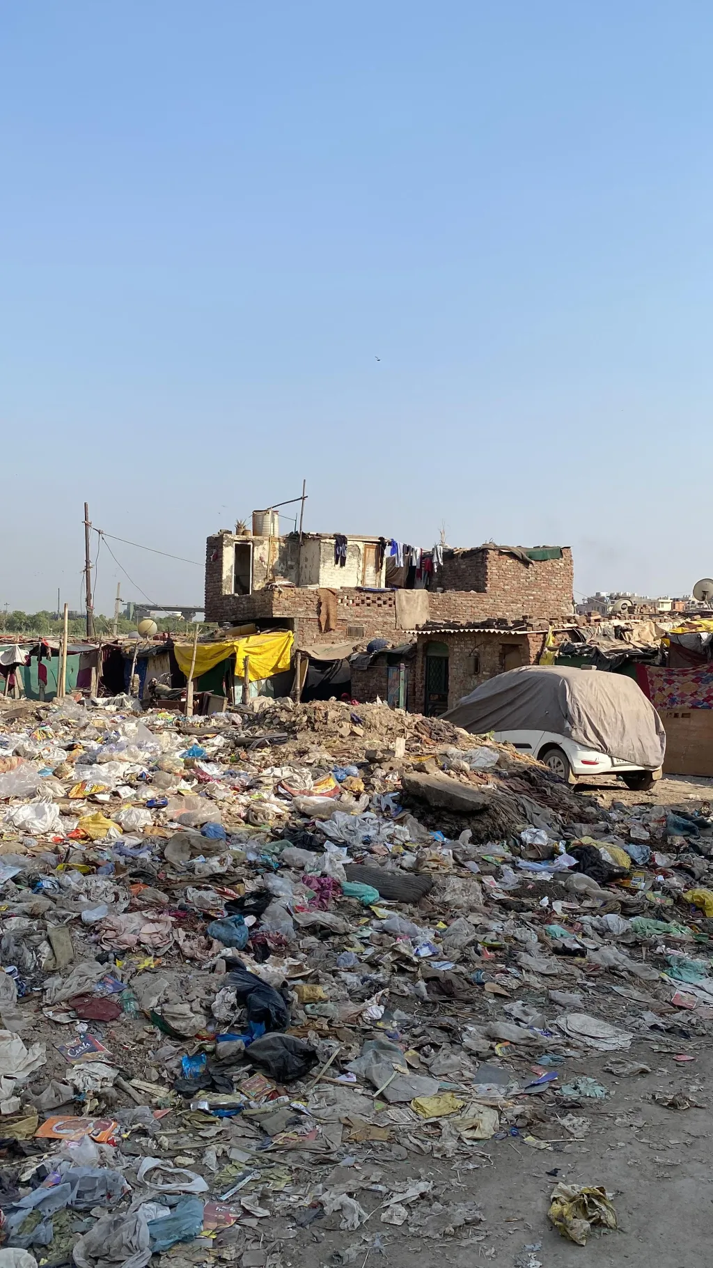 വർത്തമാന ഇന്ത്യയിലെ ജനസമൂഹം നേരിട്ടുകൊണ്ടിരിക്കുന്ന ദുരിതപൂർണ്ണമായ സാഹചര്യങ്ങൾ ഭരണഘടന ജനങ്ങൾക്ക് നൽകിയ മാന്യമായ ജീവിതം സൃഷ്ടിക്കുന്നതിനുള്ള ഉറപ്പുകളുടെ നിഷേധം കൂടിയാണ്. Photo: Muhammed Althaf