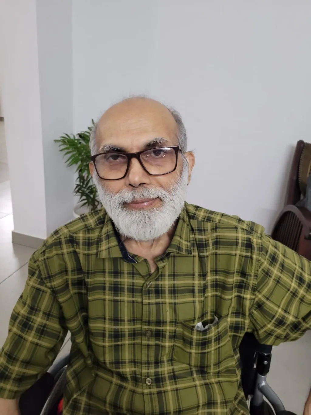 എ.കെ. രവീന്ദ്രൻ 