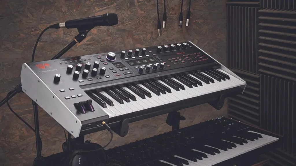 മ്യൂസിക് സിന്തസൈസർ