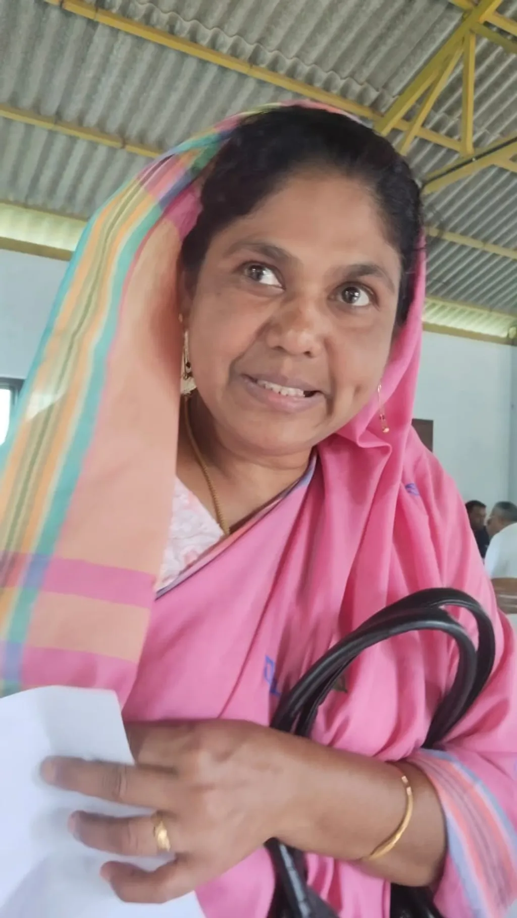 ബന്ധുക്കളിൽ ചിലരും ആജീവനാന്ത സുഹൃത്തുക്കളും അയൽക്കാരും ഉരുൾപെട്ടൽ ദുരന്തത്തിൽ മരിച്ചുപോയ ആസ്യ എന്ന ചൂരൽമല സ്വദേശിനി.