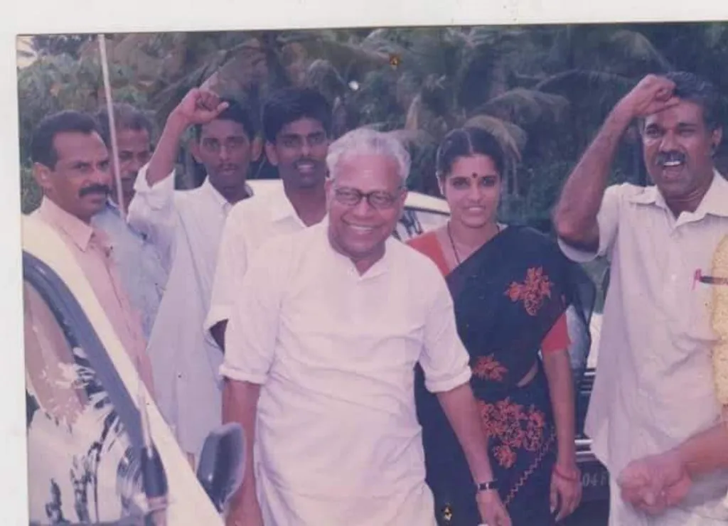 ഏതു പദവിയിലിരിക്കുമ്പോഴും അത് നാടിനുവേണ്ടി എങ്ങനെ വിനിയോഗിക്കാം എന്നാണ് വി.എസ് ആലോചിച്ചിട്ടുള്ളത്.