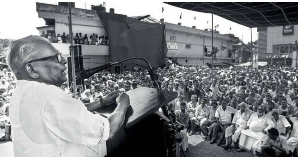 കേരളത്തിൽ വി.എസ്. അച്യുതാനന്ദനെ സാധ്യമാക്കിയ രാഷ്ട്രീയ കാലാവസ്ഥ പ്രതിരോധത്തിന്റെ ജനശരീരമായിരുന്നു