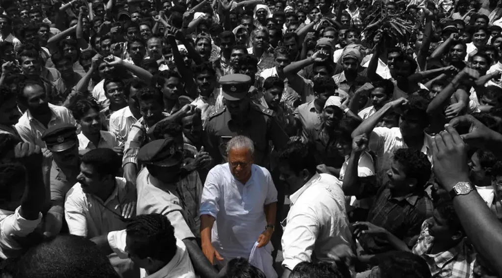 ഓരോ മലയാളിക്കും വി.എസിന്റെ ജീവിതവും പോരാട്ടങ്ങളും കരുത്തും സമരാവേശവും പകർന്നുനൽകിക്കൊണ്ടേയിരിക്കും. വി.എസ് അനശ്വരനായി തലമുറകളുടെ മനസ്സിൽ ജീവിച്ചുകൊണ്ടേയിരിക്കും.