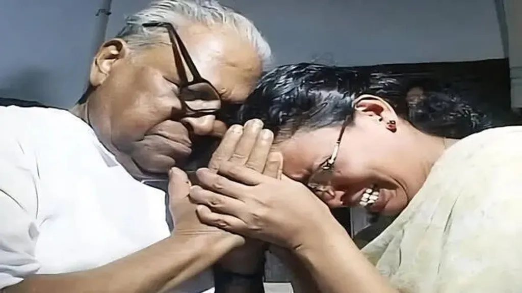 വി.എസും കെ.കെ രമയും