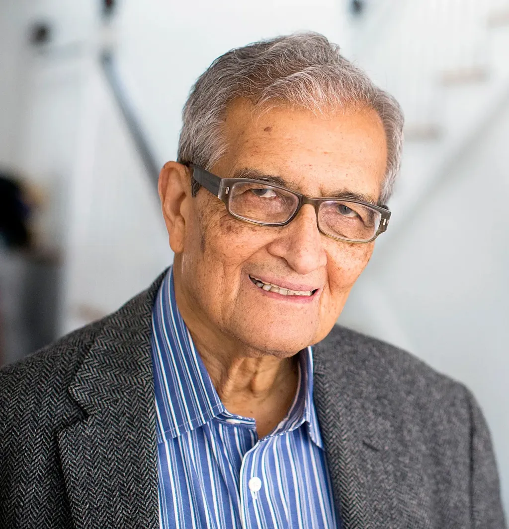 ബിഹാറിലെ  വോട്ടർപട്ടിക പരിഷ്കരണത്തിനെതിരെ രാജ്യത്തെ പ്രതിപക്ഷ കക്ഷികളാകെ ശബ്ദമുയർത്തിയിരുന്നു. ഇപ്പോഴിതാ തെരഞ്ഞെടുപ്പ് കമ്മീഷൻ തീരുമാനം കൂടുതൽ പ്രശ്നങ്ങൾക്ക് കാരണമാവുമെന്ന വിലയിരുത്തൽ നടത്തിയിരിക്കുകയാണ് പ്രശസ്ത സാമ്പത്തിക ശാസ്ത്രജ്ഞനും നൊബേൽ സമ്മാന ജേതാവുമായ അമർത്യ സെൻ. 