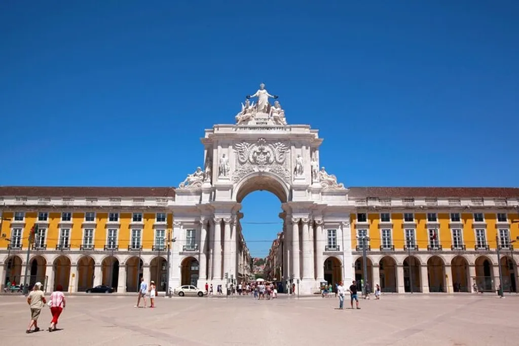 1755-ലെ ലിസ്ബൺ ഭൂകമ്പത്തിന്റെ സ്മാരകമായ Arco da Rua Augusta