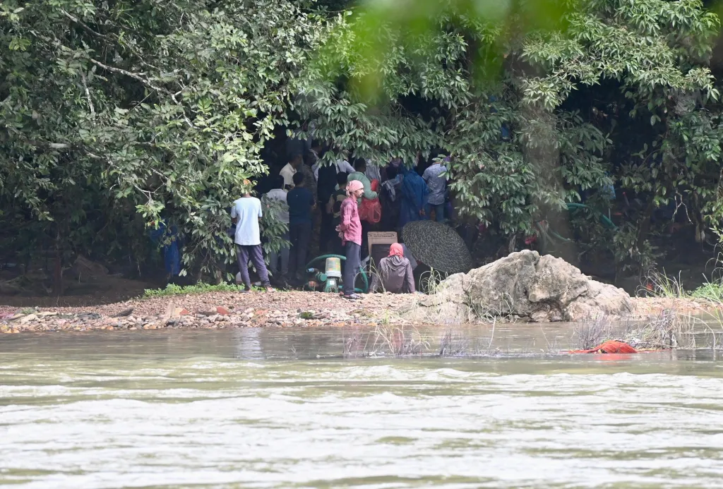 ധർമ്മസ്ഥലയിൽ നൂറുകണക്കിന് വിദ്യാർത്ഥികളെയും സ്ത്രീകളെയും കൊല ചെയ്തത് അവിടത്തെ പ്രഭുത്വവർഗ്ഗമാണ്. 