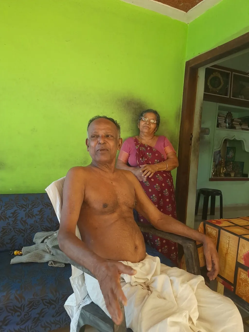 അതിയടം കുഞ്ഞിരാമൻ പെരുവണ്ണാനും ജീവിതപങ്കാളി വിമലയും