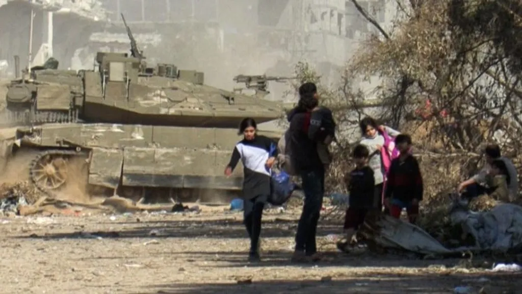 ട്രംപ് ഭരണകൂടത്തിന്റെ പിന്തുണയോടെയാണ് ഗാസയിലെ കരയാക്രമണം. എങ്കിലും നിരവധി ജീവഹാനി സംഭവിക്കുന്ന കരയാക്രമണം  അവസാനിപ്പിക്കണമെന്നാണ് അമേരിക്ക ആഗ്രഹിക്കുന്നതെന്ന് യു.എസ് സ്റ്റേറ്റ് സെക്രട്ടറി മാർക്കോ റൂബിയോ ഇസ്രായേൽ പ്രധാനമന്ത്രി ബെഞ്ചമിൻ നെതന്യാഹുവിനോട് വ്യക്തമാക്കിയിട്ടുണ്ട്.