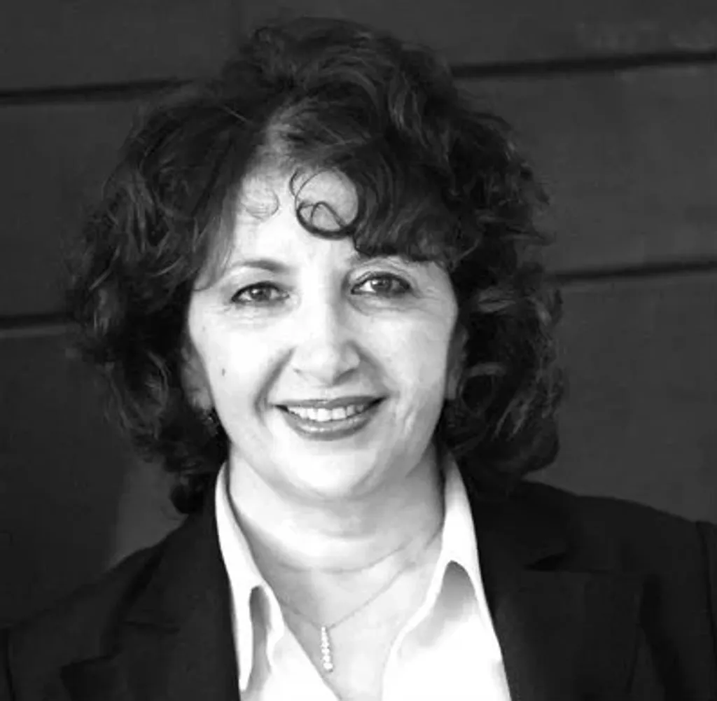 പലസ്തീനിയൻ സംവിധായികയും നോവലിസ്റ്റുമായ ലിയാന ബദർ. ആയിരക്കണക്കിനു കിലോമീറ്ററുകൾ അകലെയുള്ള ഒരു രാജ്യത്തെ ജനങ്ങൾ പലസ്തീനിയൻ ജനതയോട് ഇത്രമേൽ ഐക്യപ്പെടുന്നതിൽ, ഒരഭിമുഖത്തിൽ അവർ അത്ഭുതം പ്രകടിപ്പിച്ചു. 