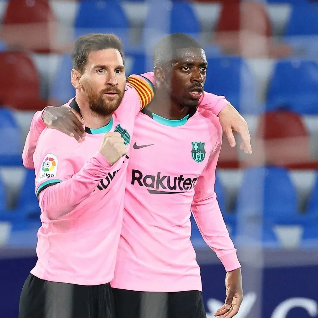 ബാഴ്സലോണയ്ക്ക് ഒപ്പമുണ്ടായിരുന്ന കാലത്ത് രണ്ട് വർഷത്തോളം താരത്തിന് കളത്തിലിറങ്ങാനേ സാധിച്ചില്ല.