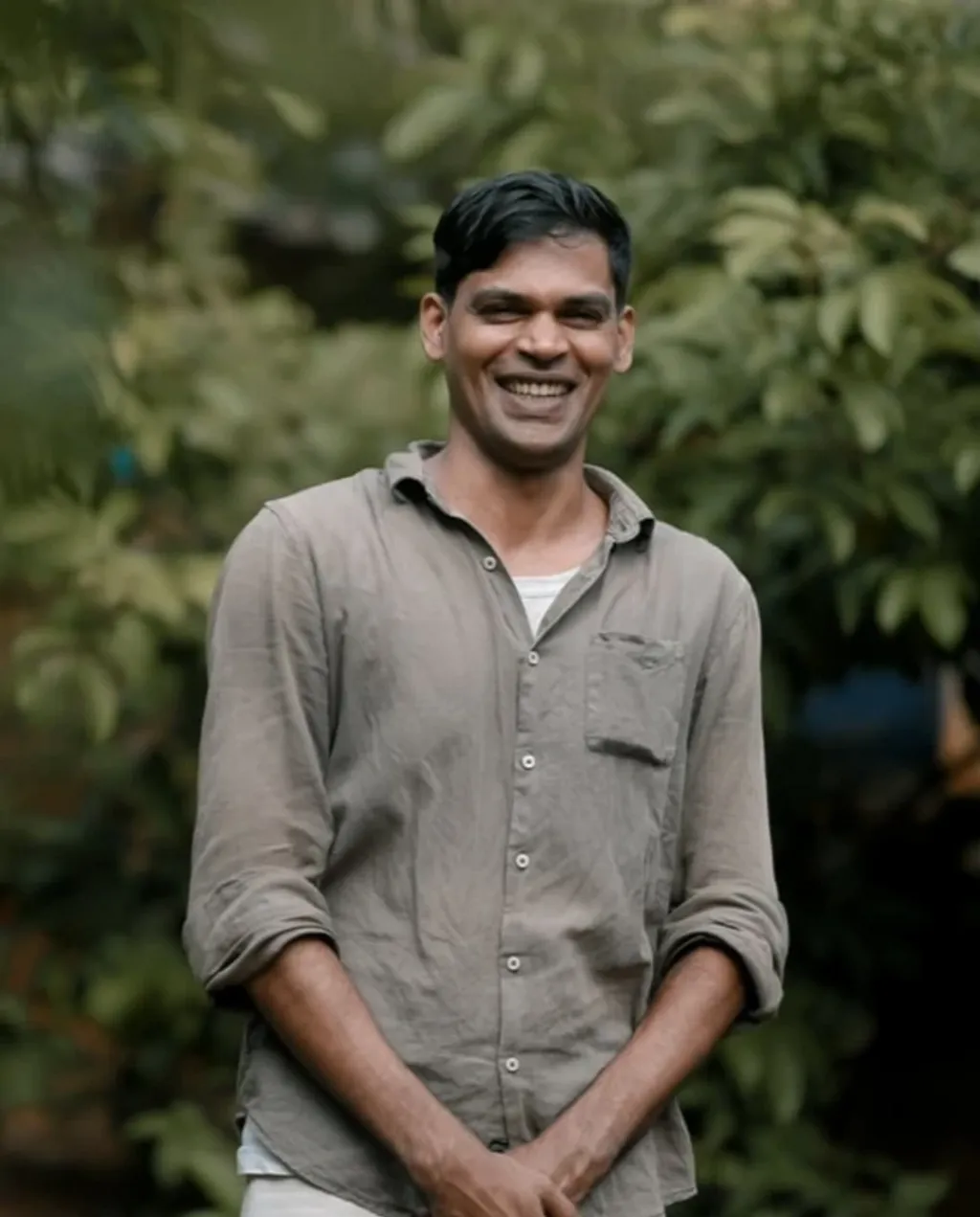 കഥാവൃത്തവും കഥാപാത്രങ്ങളും അത്തരത്തിൽ നിർണീതമായതിനാൽ നോവൽ പിന്തുടരുന്ന പൊളിറ്റിക്കൽ കറക്റ്റൻസിന്റെ കാര്യത്തിൽ ലൈനും ലെങ്തും കൃത്യമാണ്. സഹറു നുസൈബ കണ്ണനാരിയുടെ ആദ്യ നോവൽ "Chronicle of an hour and a half" ക്രോസ് വേർഡ് പുരസ്ക്കാരം നേടിയതാണ്. 