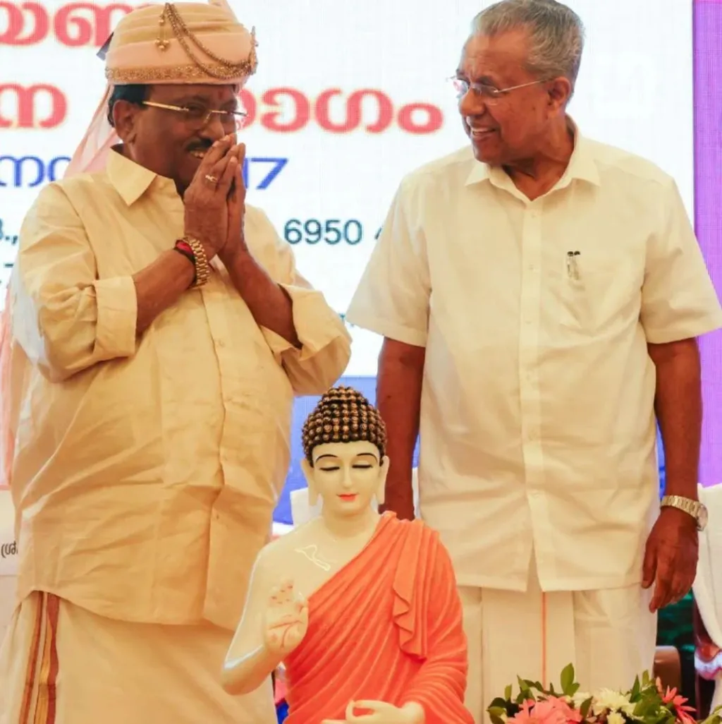 ശ്രീനാരായണ ദർശനങ്ങളുടെ അന്തഃസത്തയെപ്പറ്റി അവബോധം ഇല്ലാത്തതിനാലല്ല, പിണറായി വിജയൻ നാടുനീളെ നടന്ന് വെള്ളാപ്പള്ളിയെ പുകഴ്ത്തുന്നത്.