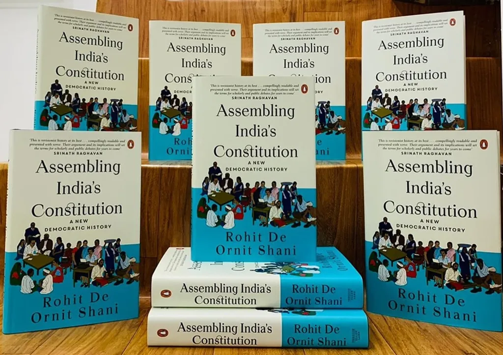 ഇന്ത്യൻ ഭരണഘടനയുടെ നിർമ്മിതിയുമായി ബന്ധപ്പെട്ട് നിരവധി ചർച്ചകളും വിശകലനങ്ങളും അതേത്തുടർന്ന് തയ്യാറാക്കപ്പെട്ട ഒട്ടനവധി ഗ്രന്ഥങ്ങളും നാളിതുവരെയായി പുറത്തുവന്നിട്ടുണ്ടെങ്കിലും ഇതുവരെ ആരും ചർച്ച ചെയ്യാത്ത, ഭരണഘടനാ പിറവിയുമായി ബന്ധപ്പെട്ട, തികച്ചും വ്യത്യസ്തമായ ഒരു കഥ പറയുന്നുണ്ട് രോഹിതും ഓർണിതും ചേർന്നെഴുതിയ 'Assembling India's Constitution: A new democratic history'  എന്ന ഈ ഗ്രന്ഥം. 