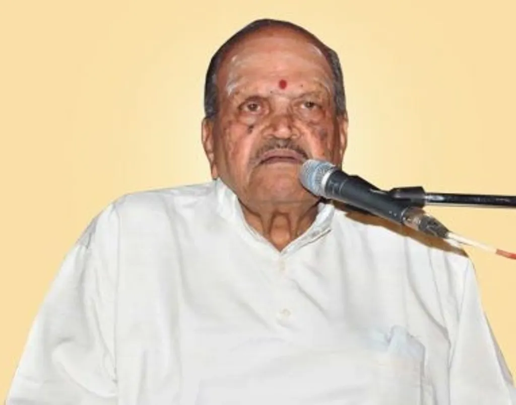 1980 -ൽ ബി.ജെ.പി രൂപീകരിക്കപ്പെട്ട കാലം തൊട്ടേ, തമിഴ്നാട്ടിൽ RSS നേതാവ് കൂടിയായ കെ. s നാരായണ റാവുവിന്റെ അധ്യക്ഷതയിൽ സംസ്ഥാന യൂണിറ്റ് നിലവിൽ വന്നു. ആ വർഷം നിയമസഭാ തിരഞ്ഞെടുപ്പിൽ ബി.ജെ.പിയ്ക്ക് ആകെ കിട്ടിയത് 13,000 വോട്ടാണ്. 