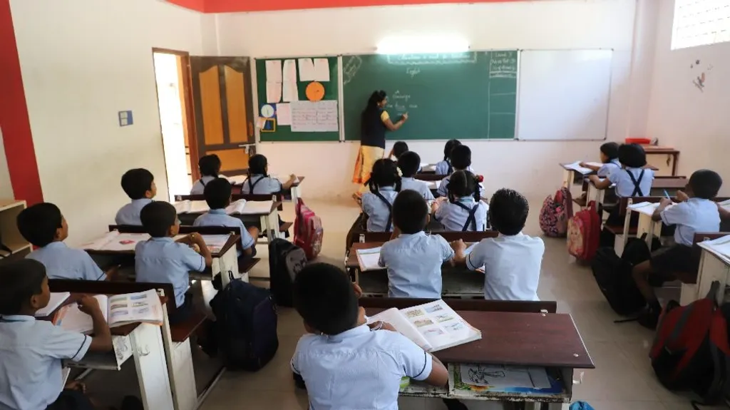 രാജ്യത്തെ മികച്ച പൊതുവിദ്യാഭ്യാസ സംവിധാനമുള്ള കേരളത്തിൽ സംസ്ഥാന സർക്കാർ നടപ്പിലാക്കുന്ന പ്രവർത്തനങ്ങളോടൊപ്പം കേന്ദ്ര പദ്ധതിയെ അതിനനുസൃതമായി ഉപയോഗിക്കാനാണ് കഴിഞ്ഞ കാലങ്ങളിൽ സംസ്ഥാനം ശ്രമിച്ചത്.