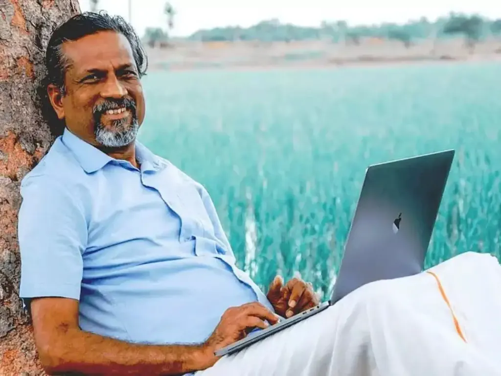 സോഹോയുടെ  സി.ഇ.ഒ ശ്രീധർ വെമ്പു