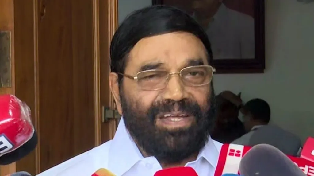 തീർത്ഥാടന ടൂറിസം വികസിപ്പിക്കാനുള്ള പദ്ധതിയുടെ മുന്നോടിയായിരുന്നു ആഗോള അയ്യപ്പസംഗമം എന്നാണ് ദേവസ്വം മന്ത്രി ടിവിയിൽ പറഞ്ഞുകേട്ടത്.