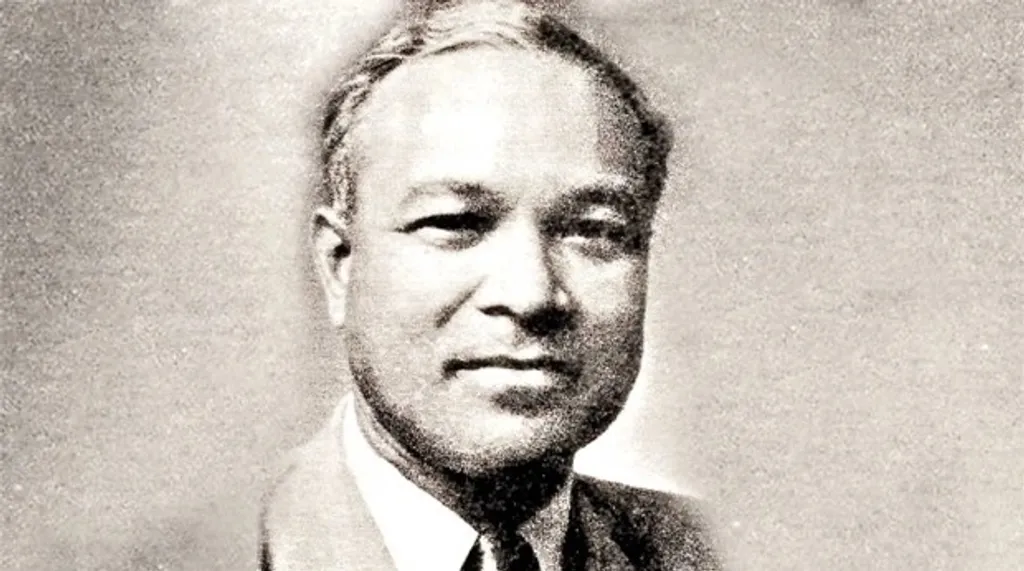 ആദിവാസി നേതാവും 1928- ലെ ആംസ്റ്റർഡാം  ഒളിമ്പിക്സിലെ ഇന്ത്യൻ ഹോക്കി ടീം ക്യാപ്റ്റനുമായ ജയ്പാൽ മുണ്ടെ 