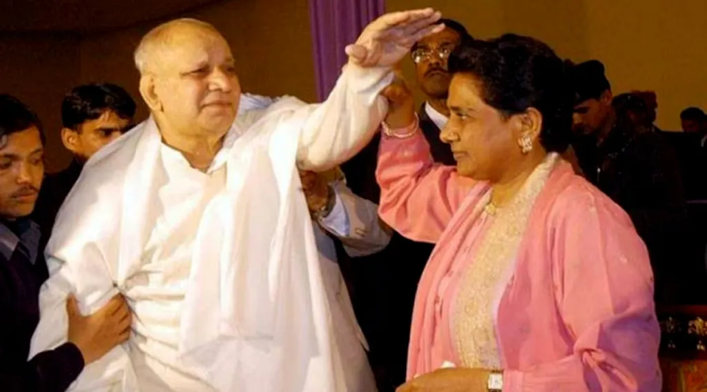 കോൺഗ്രസിന്റെ ഉത്തരേന്ത്യൻ പതനം യഥാർത്ഥത്തിൽ ആരംഭിക്കുന്നത് ബി.എസ്.പിയുടെ ഉദയത്തോടെയാണെന്ന് രാഷ്ട്രീയ പണ്ഡിതർ നിരീക്ഷിച്ചിട്ടുണ്ട്. തെരഞ്ഞെടുപ്പിലൂടെ ചരിത്രത്തിൽ നിഷേധിക്കപ്പെട്ട നീതി തിരിച്ചുപിടിക്കാൻ കഴിയുമെന്ന പാഠമാണ് ഉത്തരേന്ത്യയിലെ ബഹുജൻ രാഷ്ട്രീയം പഠിപ്പിച്ചത്.