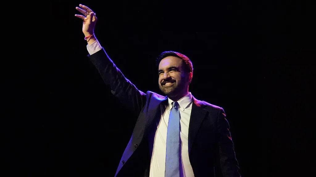 യൂറോപ്പിലെയും പശ്ചിമേഷ്യയിലെയും സൗത്ത് ഏഷ്യയിലെയുമെല്ലാം വലതുപക്ഷ നേതാക്കന്മാർ അമേരിക്കയെ തങ്ങളുടെ പുണ്യപാവനഭൂമിയായി കണ്ടുവരുന്നത് നമുക്ക് സുപരിചിതമാണ്. അവിടെയാണ് കഴിഞ്ഞ നവംബർ നാലിന് ഡെമോക്രാറ്റിക് സോഷ്യലിസ്റ്റും ഇന്ത്യൻ വംശജനുമായ സോഹ്രാൻ മംദാനി (Zohran മംദാനി), ലോകനഗരവും യു.എസ്സിന്റെ രണ്ടാം ഹൃദയവുമായ ന്യൂയോർക്കിന്റെ മേയറായി തിരഞ്ഞെടുക്കപ്പെട്ടത്.