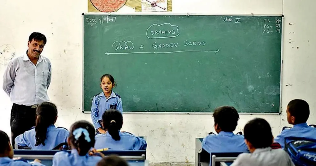 നിയമത്തിന്റെ ഭാഗമായി ഉറപ്പുവരുത്തിയിരുന്ന ശിക്ഷാരഹിതമായ പഠനരീതിയും, 'No detention policy'യും യഥാർത്ഥത്തിൽ ചരിത്രത്തിന്റെ ഭാഗമായി രേഖപ്പെടുത്തപ്പെടേണ്ടതാണ്.