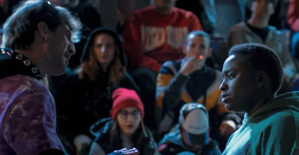 ഇൻഗ്രിഡേ സാൻ്റോസ് സംവിധാനം ചെയ്ത സ്പാനിഷ് ചിത്രം ‘Beef’ നിരോധിച്ച സിനമകളുടെ കൂട്ടത്തിൽ ഉണ്ട് എന്നറിയുമ്പോഴാണ് യൂണിയൻ സർക്കാരിൽ ഇത്തരം തീരുമാനം എടുക്കുന്നവരുടെ അറിവിൻ്റെ യഥാർത്ഥ അവസ്ഥ മനസ്സിലാവുകയുള്ളൂ.