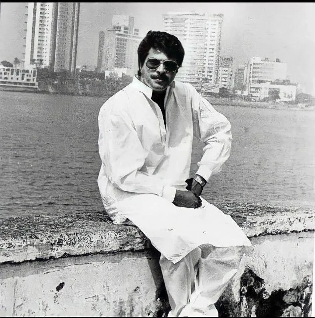 ഒരു കാലഘട്ടം പ്രേംനസീറിലുടക്കിയ പോലെ. ജയനെ ഇറക്കി ആ സൗന്ദര്യസാധകം വച്ചുമാറിയെങ്കിലും അത് മറ്റൊരു വിനയായി. മമ്മൂട്ടിക്ക് ഇവിടെ വെച്ചുമാറാൻ പകരമില്ല, അയാളുടെ തിരഞ്ഞെടുപ്പുകളല്ലാതെ.