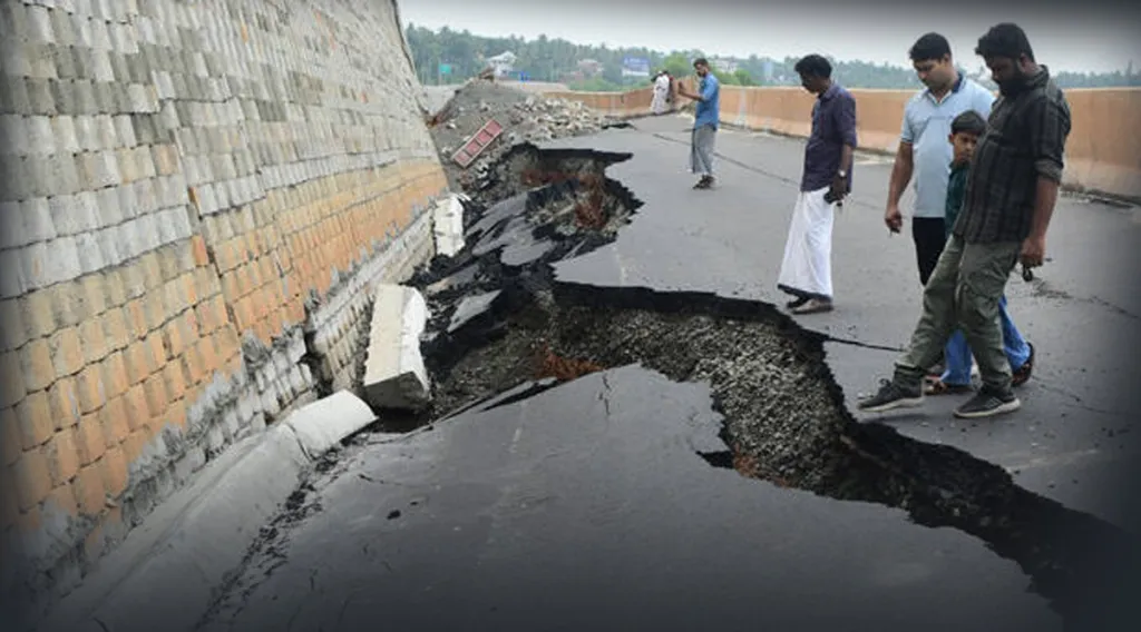 NH 17 എന്ന പഴയ ജനകീയ ദേശീയപാതയെയും അത് നല്കിയിരുന്ന സമ്പൂർണ സൗജന്യ സേവനങ്ങളെയും പൂർണമായും ഇല്ലാതാക്കിക്കൊണ്ടാണ് പുതിയ പെരുംപാത രൂപപ്പെടുത്തിയത്. 