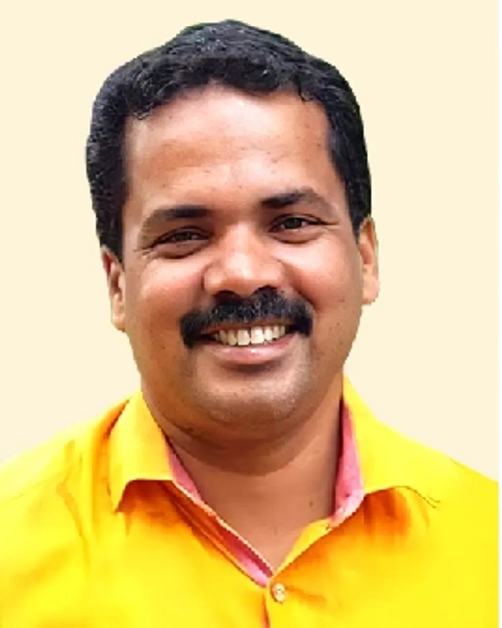 യു.ഡി.എഫിൽ കോൺഗ്രസിന് ആറ് സീറ്റുകളുമുണ്ട്. സിപിഎമ്മിലെ ഡി. സുരേഷ് കുമാറാണ് ജില്ലാപഞ്ചായത്ത് പ്രസിഡൻറ്.