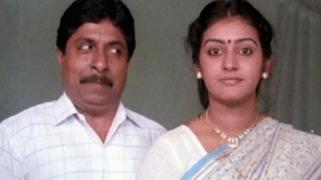 സാധാരണക്കാരുടെ ജീവിതത്തെ സ്വഭാവികയോടെ പകർന്നാടുന്ന അദ്ദേഹത്തിന്റെ ശൈലി പ്രേക്ഷകരെ ആകർഷിക്കുകയും ചിന്തിപ്പിക്കുകയും ചെയ്തു. സ്വഭാവികത തന്നെയാണ് ശ്രീനിവാസൻ എന്ന നടന്റെ അഭിനയത്തിലെ ആധാരം. 